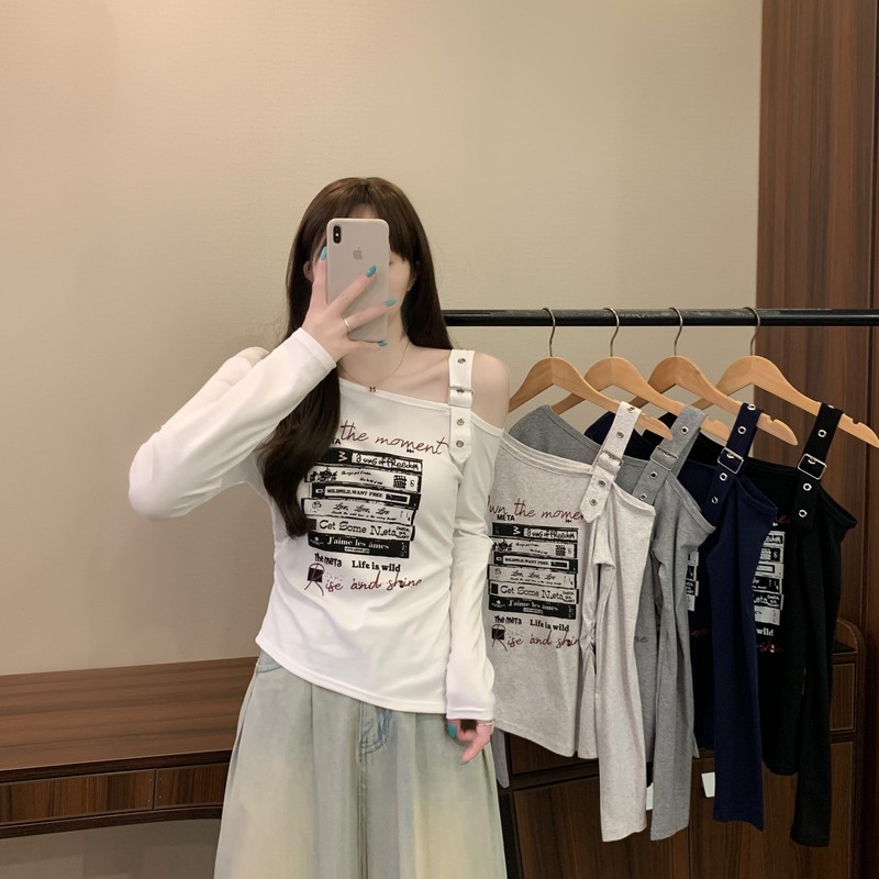 BY31428# 不規則下擺露肩斜領印花長袖打底衫
