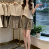 BY31699# 復古休閒風半開扣鏤空上衣+短褲兩件套